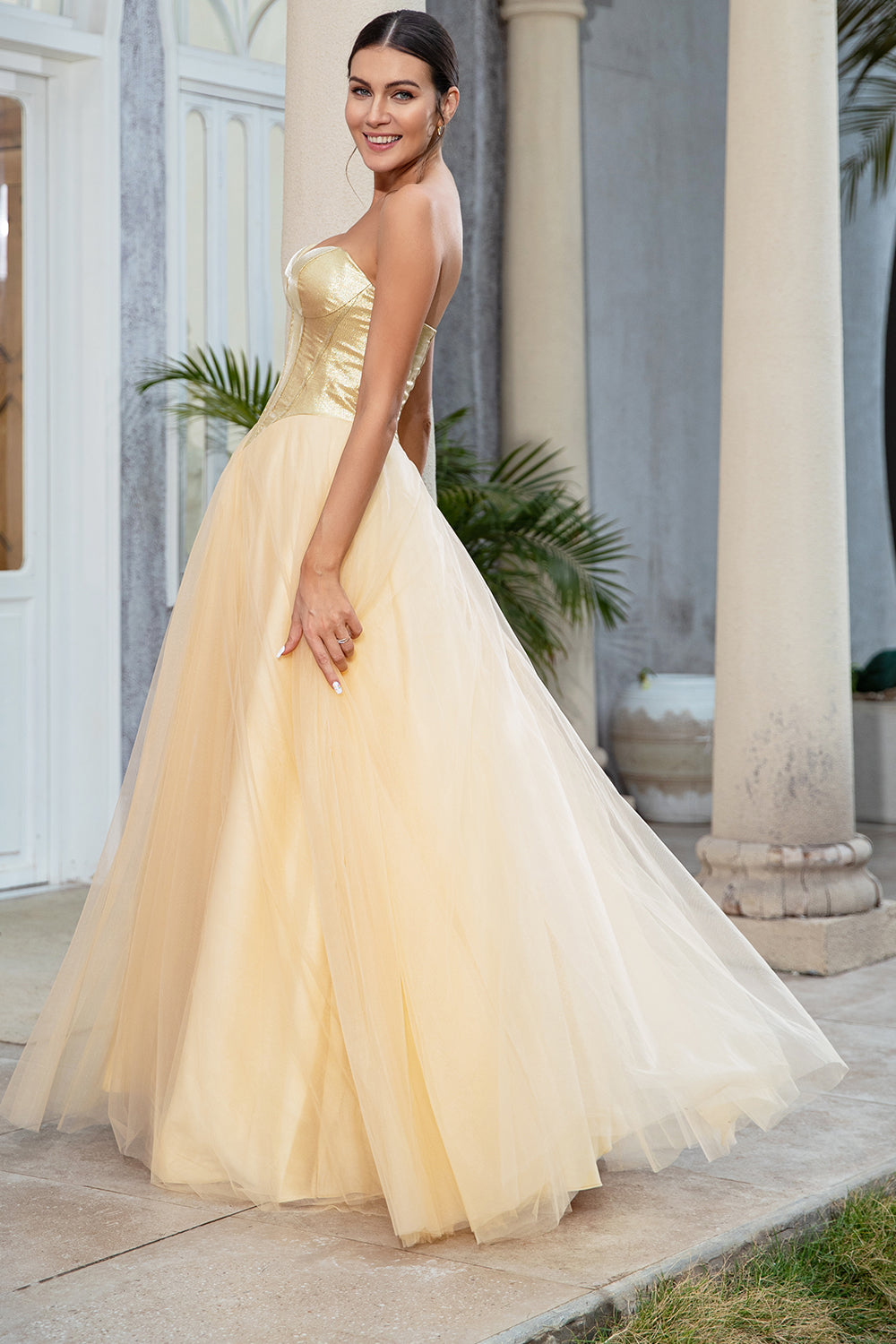 Princess A Line Sweetheart Vestido de fiesta largo dorado