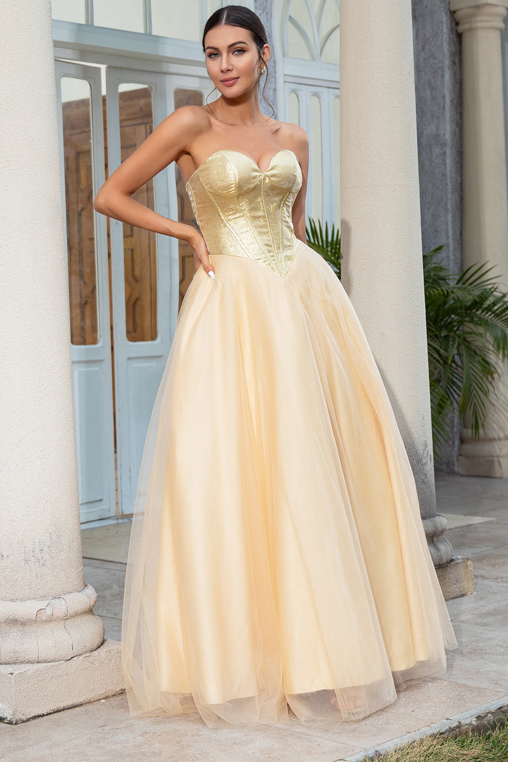 Princess A Line Sweetheart Vestido de fiesta largo dorado