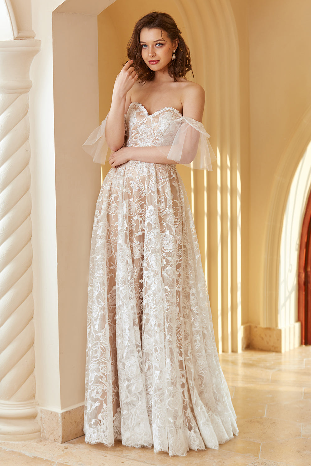 Precioso vestido de novia de encaje blanco A Line Off the Shoulder