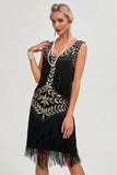 Vestido flapper negro de Gatsby de la década de 20 con lentejuelas y flecos