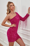 Fucsia Lentejuelas Ajustado Vestido de Graduación con un manga
