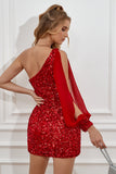 Vestido rojo ajustado de lentejuelas con un manga