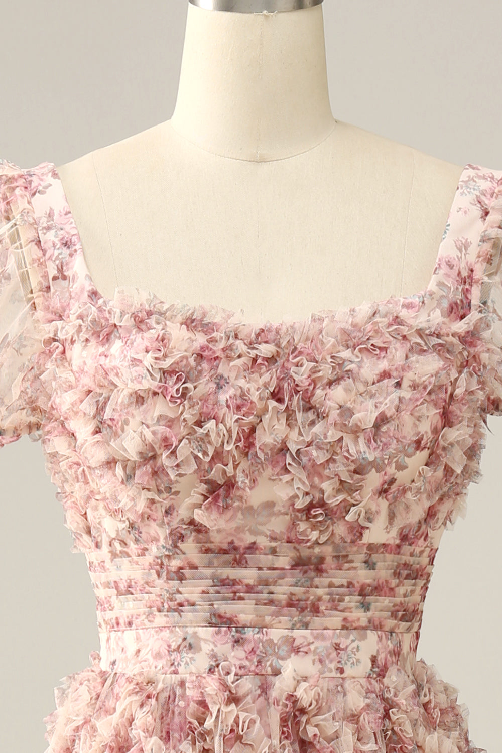 Vestido de graduación cuello cuadrado rosa