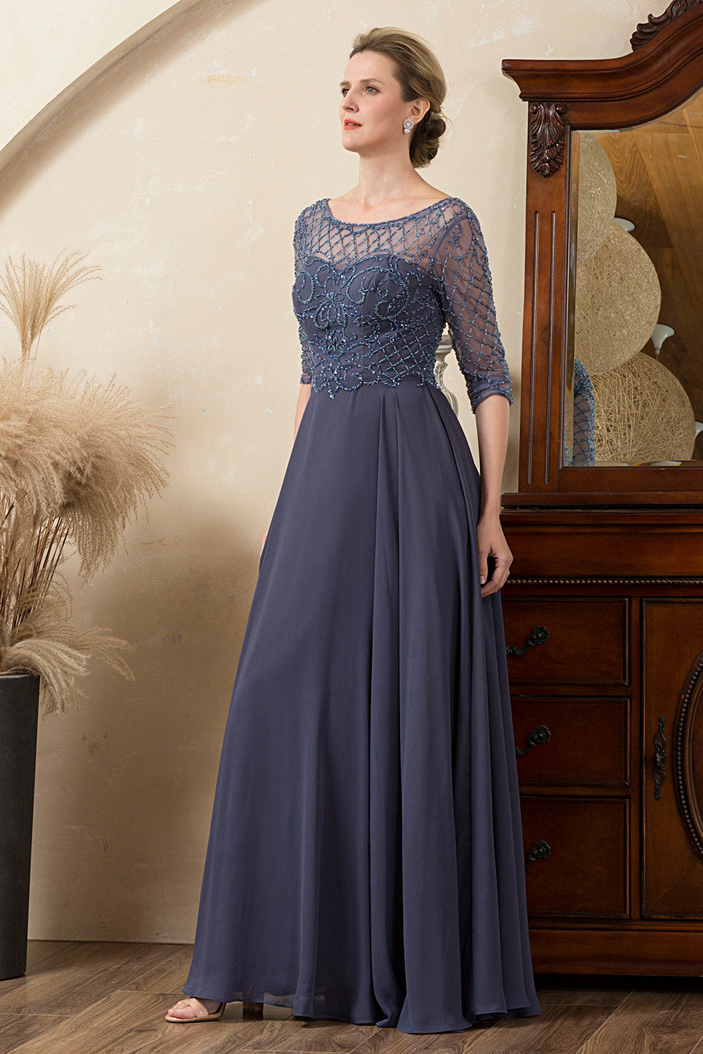 Vestido de Madrina Con Cuentas Azul Gris