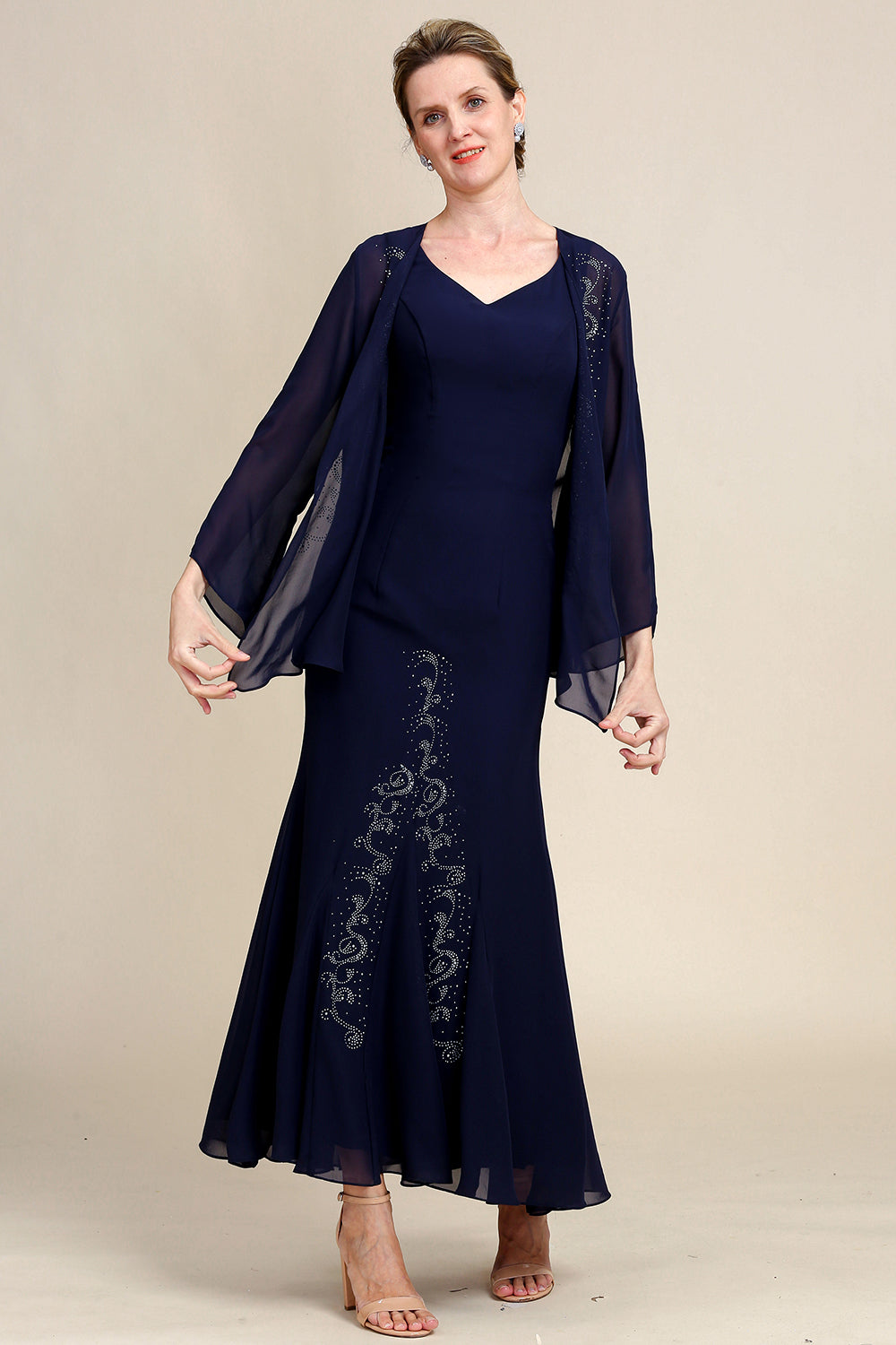 Vestido de Madrina Azul Marino Con Cuentas