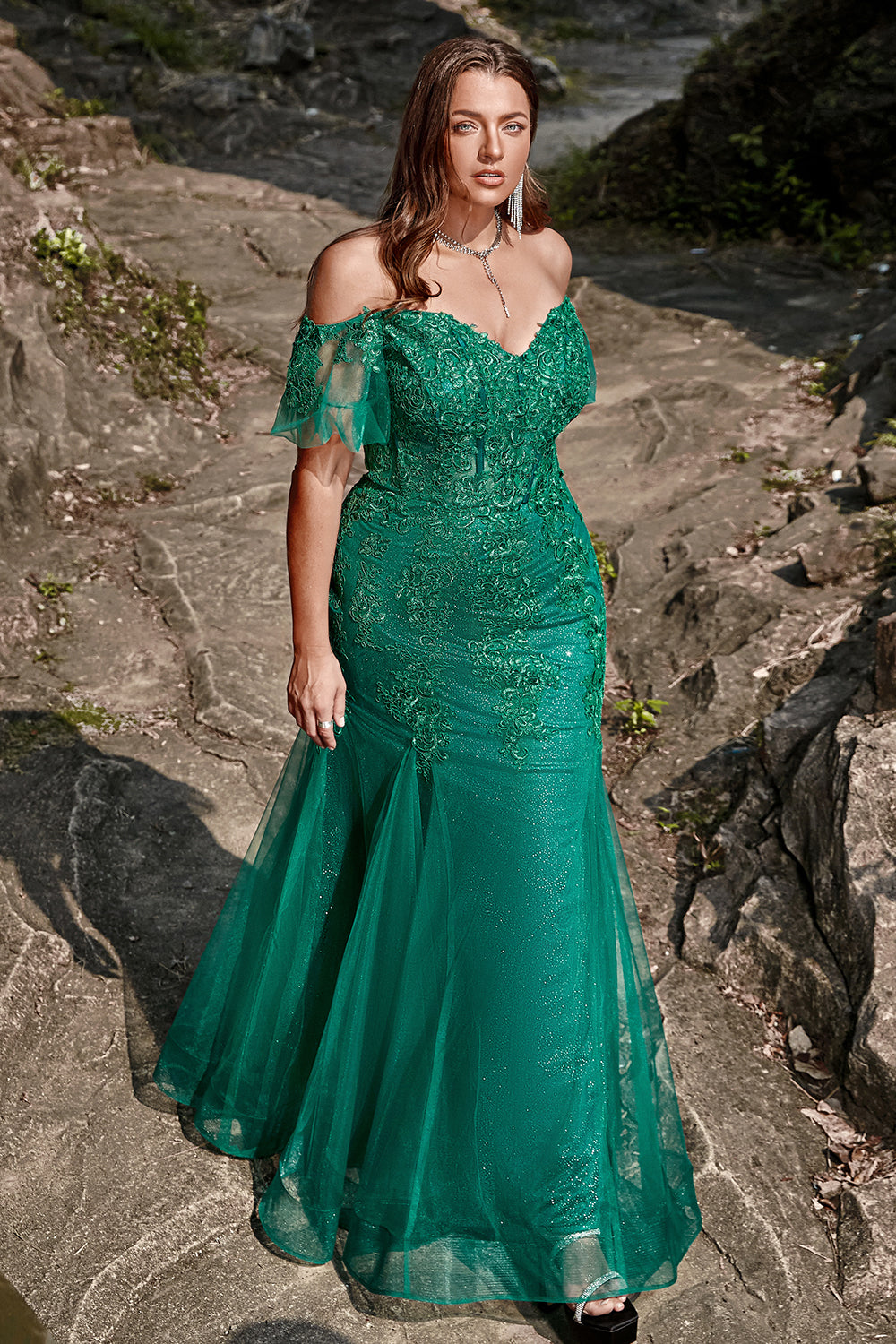 Sirena Fuera del Hombro Verde Escuro Vestido de Fiesta Con Apliques