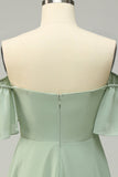A Línea Fuera del Hombro Vestido de Dama de Honor Verde