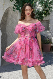 Hermosa una línea fuera del hombro Fucsia Tul Vestido corto de bienvenida con mangas cortas
