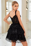 Lindo vestido corto de bienvenida con cordón azul oscuro con encaje