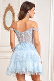 Princess A Line Purple Corsé Tiered Short Homecoming Dress con encaje