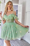 Off the Shoulder Ruffles Tul Homecoming Vestido con bordado