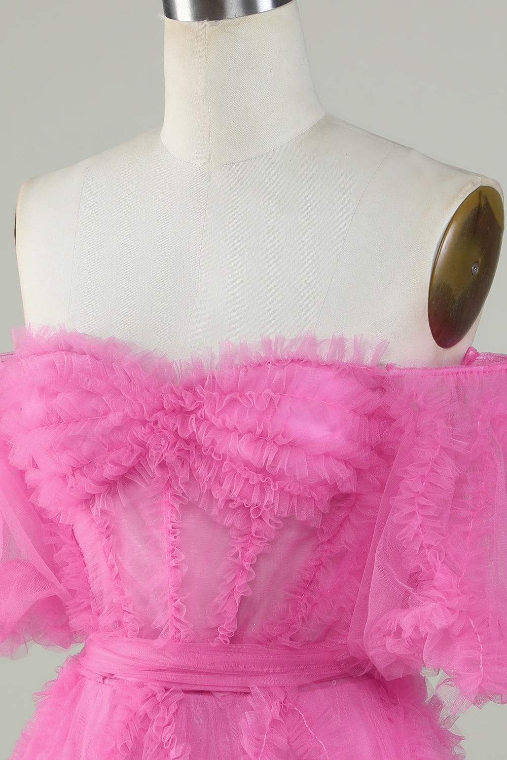 Lindo vestido de bienvenida de tul rosa de una línea del hombro
