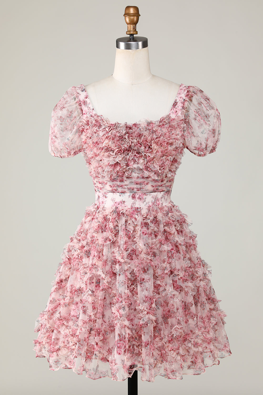 Lindo vestido floral de flores rojas marfil con volantes