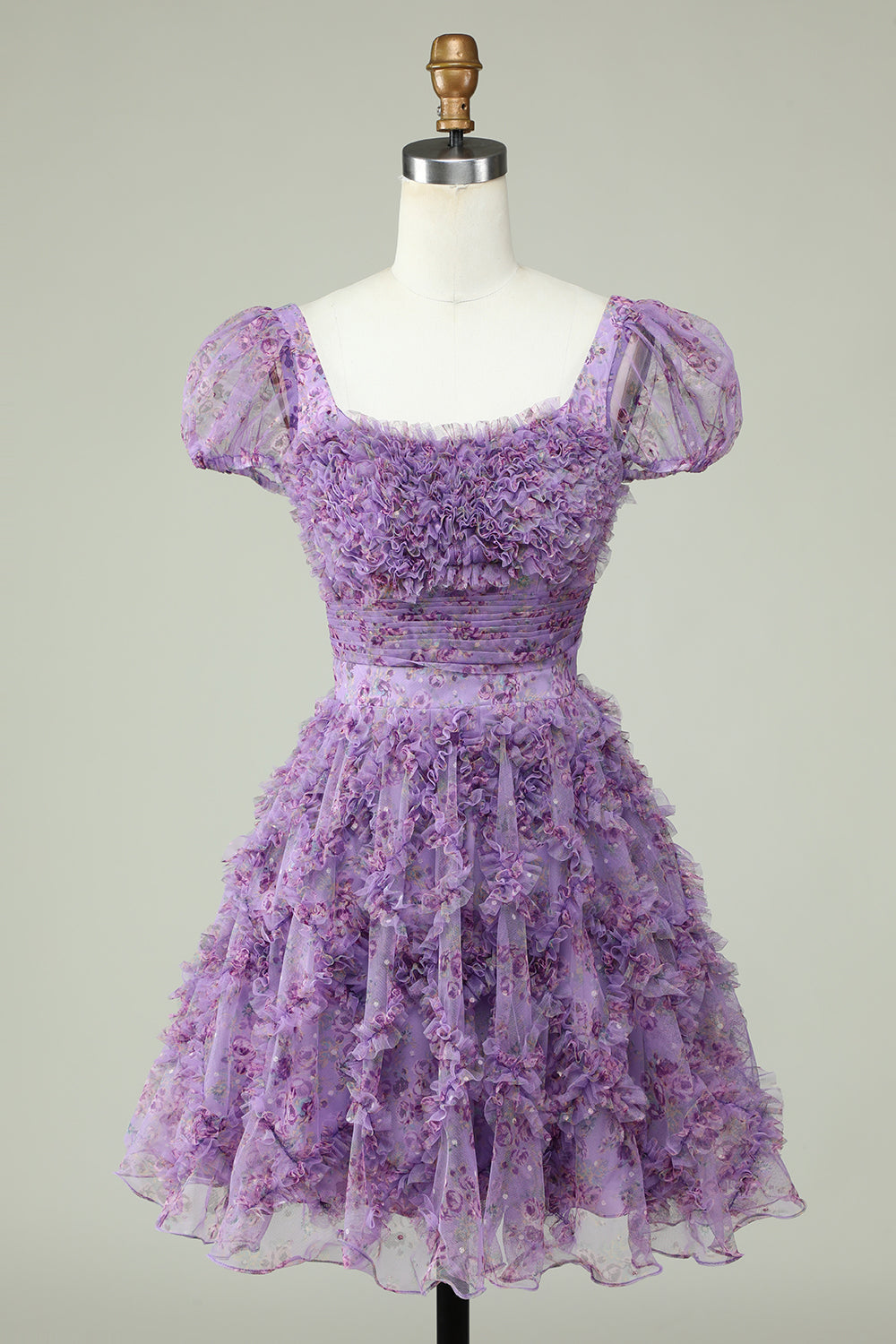 Lindo vestido floral de flores rojas marfil con volantes