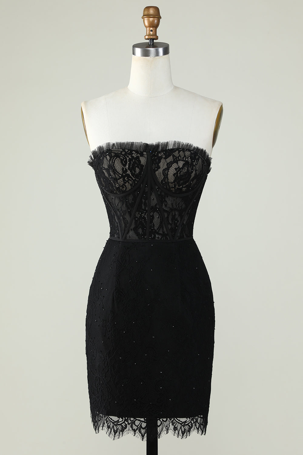 Vestido Negro de Cóctel Sin Tirantes