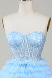 Lindo A-Line Sweetheart Corsé azul Vestido corto de bienvenida con volantes