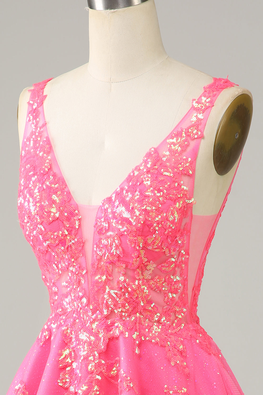 Fucsia lentejuelas V cuello sin espalda vestido corto de bienvenida