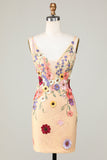 Bodycon Deep V-Neck Champagne Short Homecoming Dress con apliques
