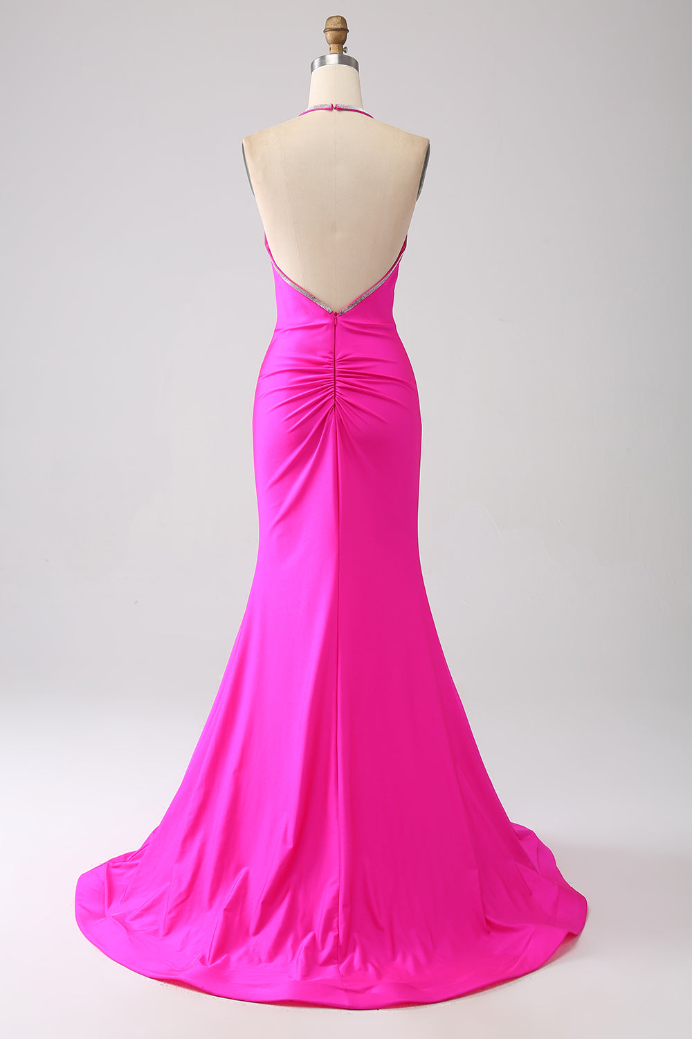 Vestido de fiesta largo sin espalda con cuello halter de sirena fucsia