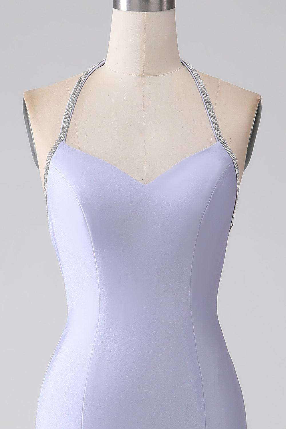 Vestido de fiesta largo sin espalda con cuello halter de sirena fucsia