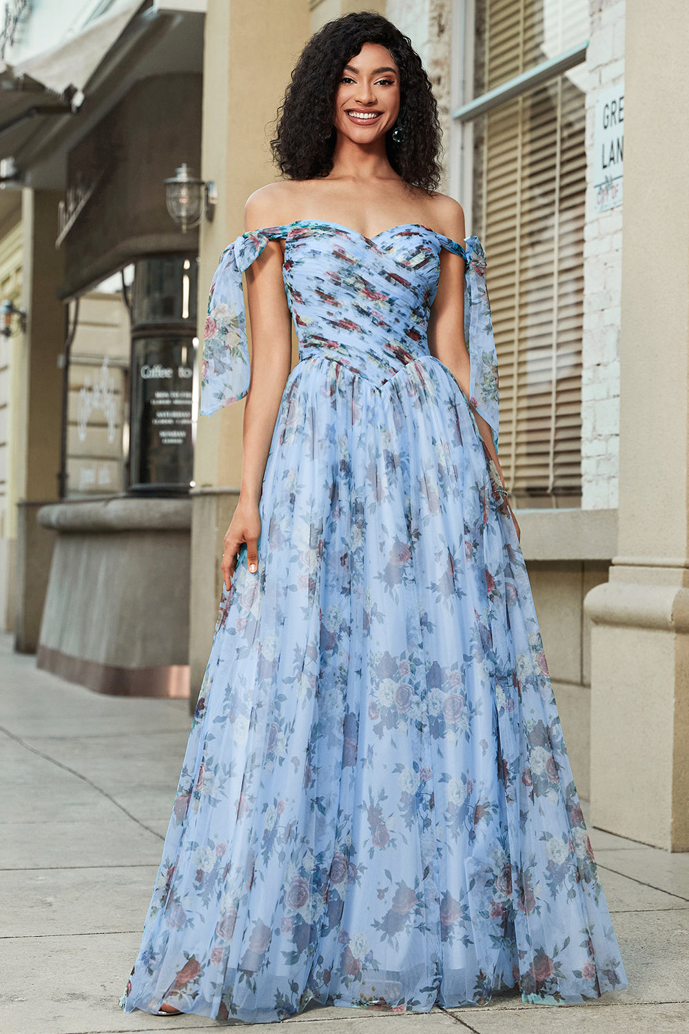 Vestido de fiesta largo con tirantes ajustables estampados de línea A azul
