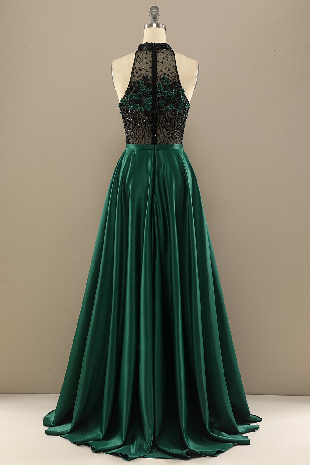 Vestido verde oscuro moldeado largo de fiesta con las flores