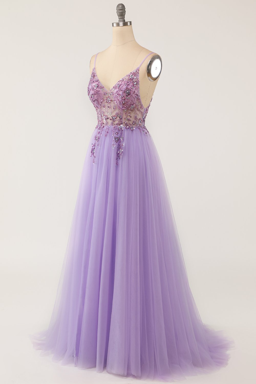 Vestido de fiesta largo de tul con cuentas morado