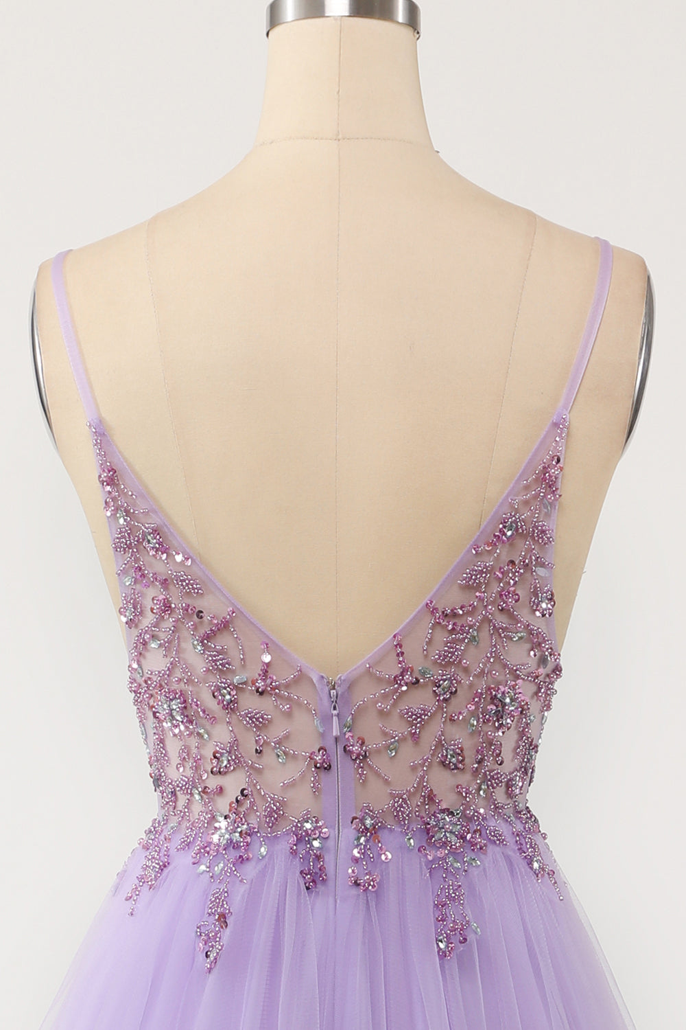 Vestido de fiesta de tul con cuentas azul claro