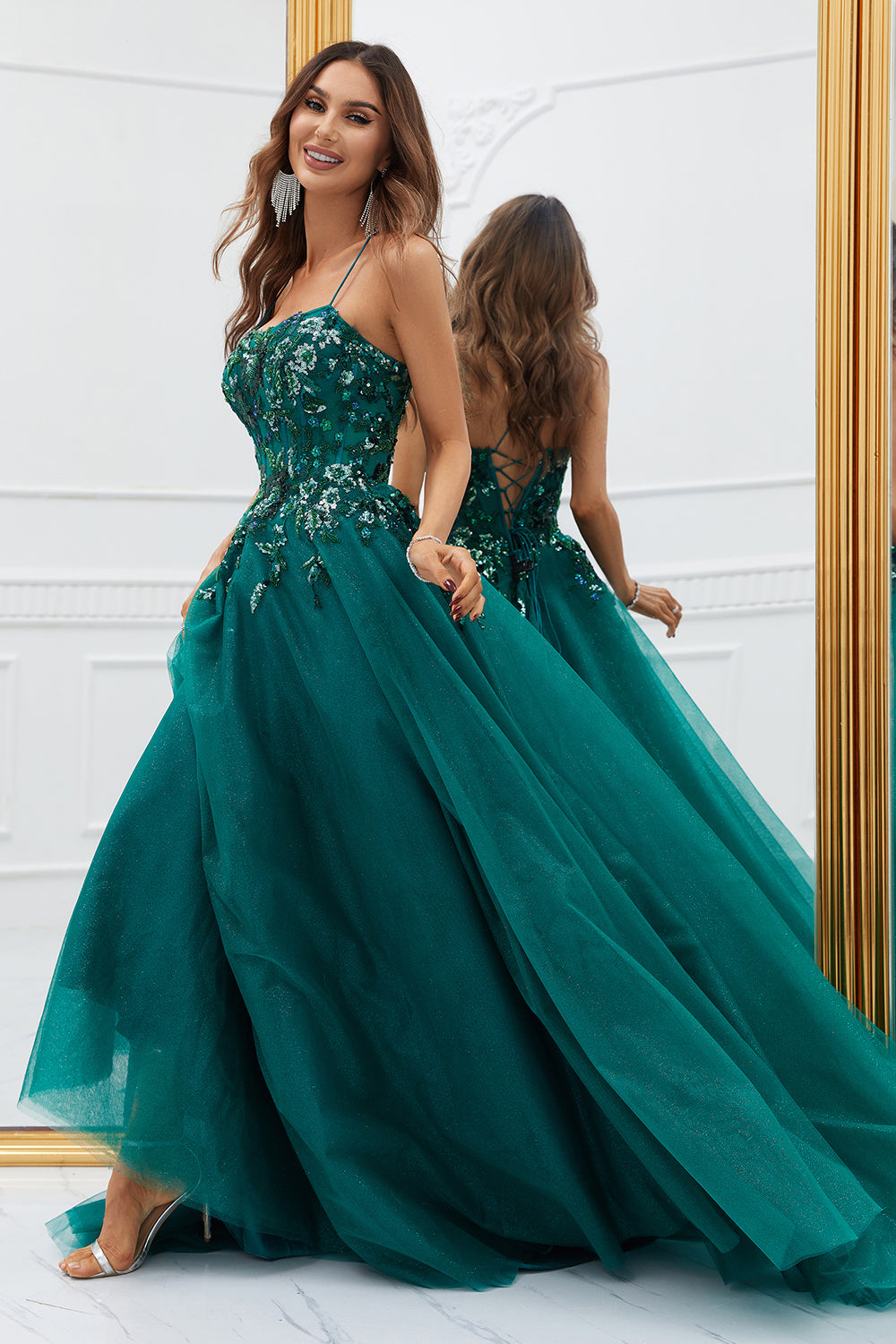 Vestido de Baile Largo Tul Verde Oscuro Apliques
