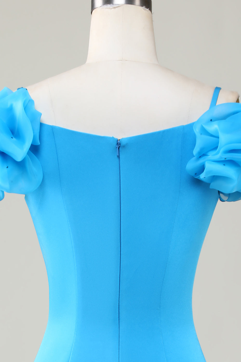 Bodycon Off the Shoulder Blue Short Homecoming Dress con volantes