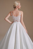 Vestido de novia blanco de cuello en V de línea A con encaje