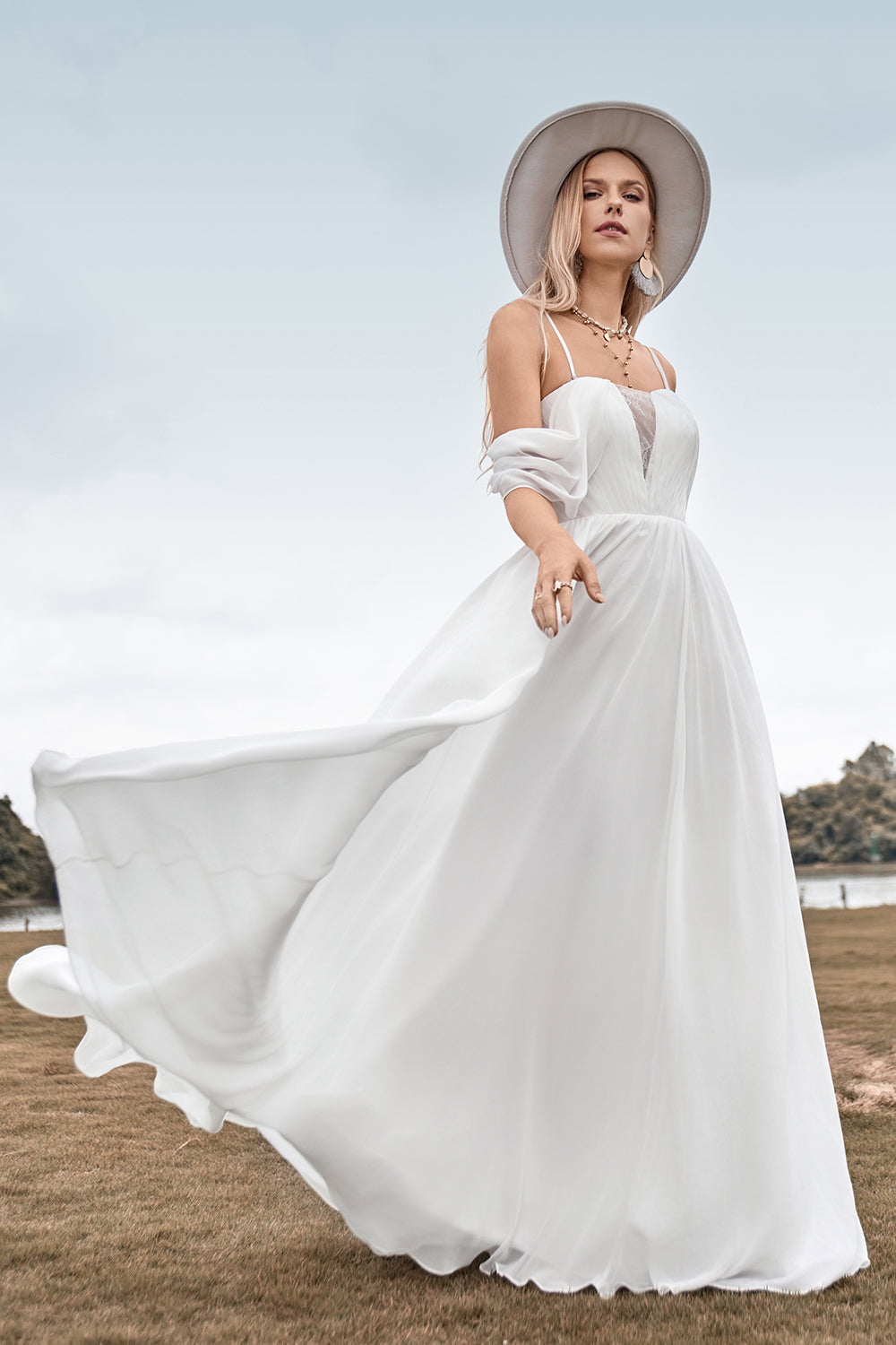 Off The Shoulder Ivory Boho Chiffon Ruched A Line Vestido de novia