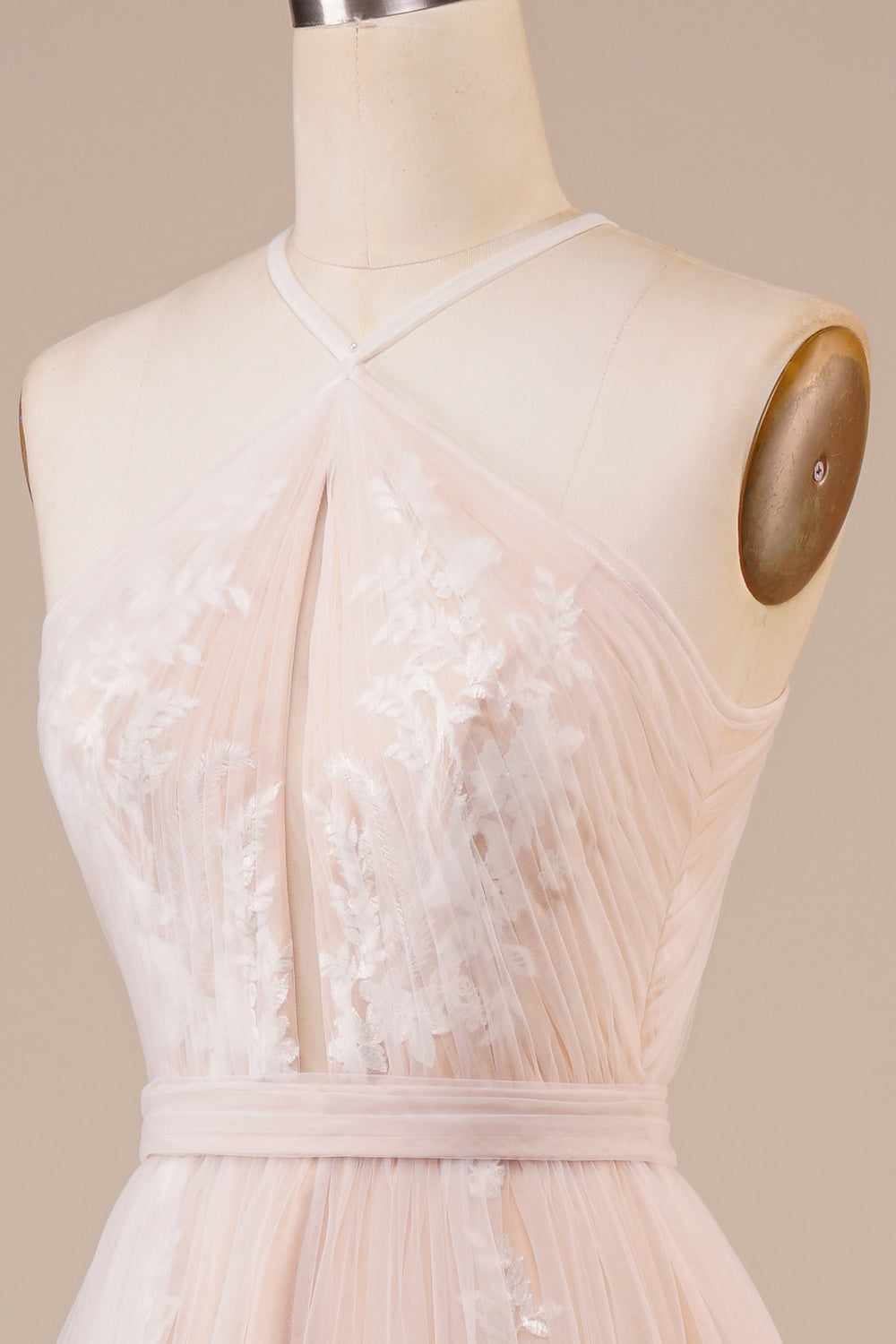 Tul Halter Keyhole Champagne Vestido de novia con apliques