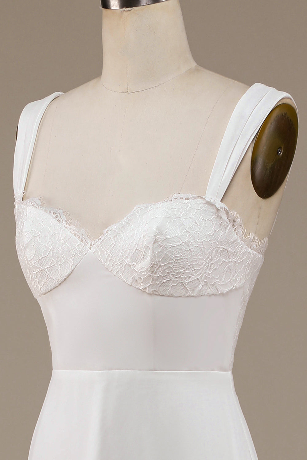 Ivory Scoop Cuello Boho Vestido de novia con encaje