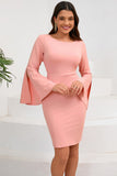 Vestido de cóctel midi midi rosa ajustado con cuello redondo y manga larga