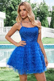 Elegante vestido de fiesta corto de tul con tirantes finos en forma de A en color azul y volantes