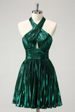 Vestido de fiesta corto plisado con escote halter metalizado y purpurina verde oscuro