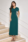 Vestido midi de cóctel verde oscuro con escote en V y manga corta