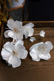 Pinzas para el cabello de flores de tela elegante blanca