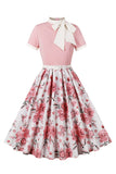Vestidos de la década de 1950 con estampado floral azul y mangas cortas