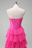 Fucsia A Line Strapless Corsé Vestido de Fiesta Escalonado con Volantes