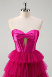 Lindo Fuchsia Sweetheart Ojo de cerradura Tul escalonado Princesa Vestidos de Fiesta Largos con Abertura