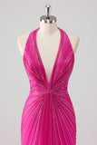 Vestido largo de fiesta con cuentas y espalda abierta de sirena fucsia con abertura