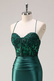 Vestido de fiesta largo con corsé halter de sirena verde oscuro brillante con abertura