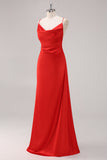 Vestido formal de tirantes de satén rojo con tirantes de espagueti