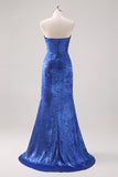 Vestido formal largo de satén azul real con hombros descubiertos y mangas desmontables