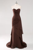 Vestido negro con volantes fruncidos