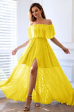 Vestido formal largo amarillo con volantes y aberturas en línea A