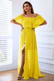 Vestido formal largo amarillo con volantes y aberturas en línea A