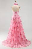 Vestido largo de graduación con filetes de chiffon, con volantes y un cuello halter con recorte de chiffon, con un vestido largo de fin, flor 3D
